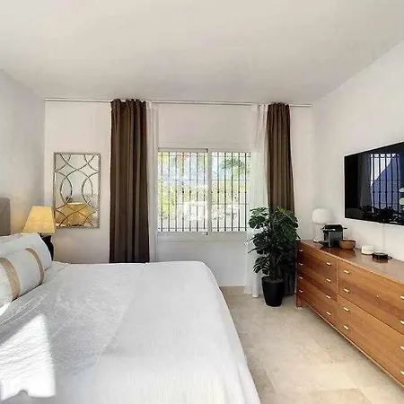Luxury Penthouse Walking Distance To Puerto Banus Apartment Marbella