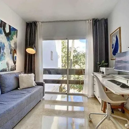 Luxury Penthouse Walking Distance To Puerto Banus