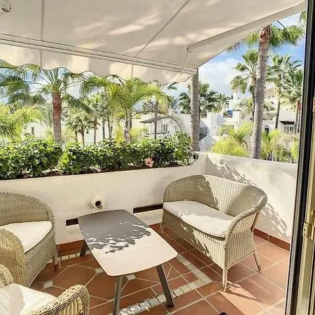 Luxury Penthouse Walking Distance To Puerto Banus *