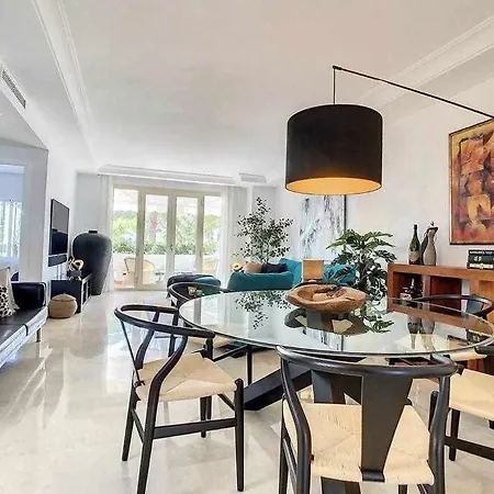Luxury Penthouse Walking Distance To Puerto Banus * Marbella