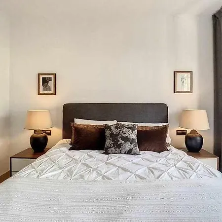 Luxury Penthouse Walking Distance To Puerto Banus Marbella