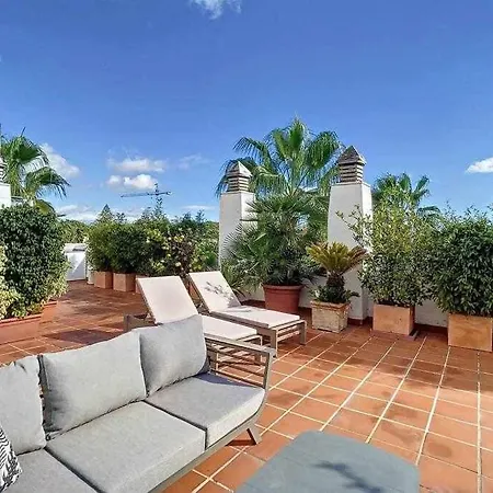 Luxury Penthouse Walking Distance To Puerto Banus Apartment