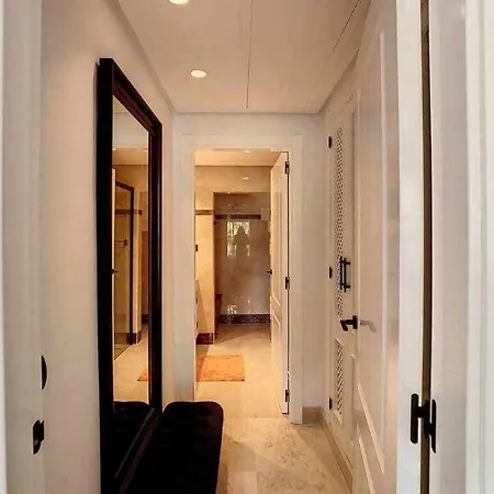 Apartment Luxury Penthouse Walking Distance To Puerto Banus Marbella